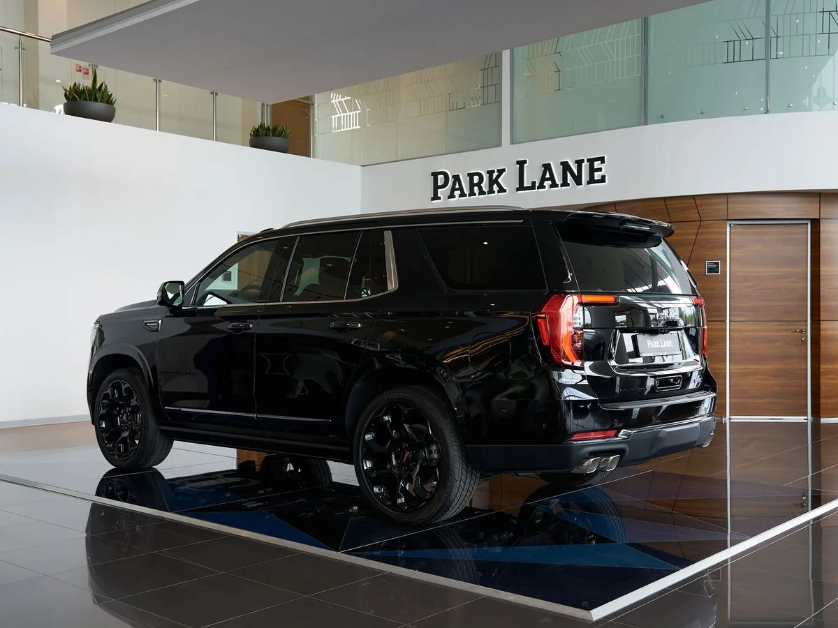 GMC Yukon — фото 8